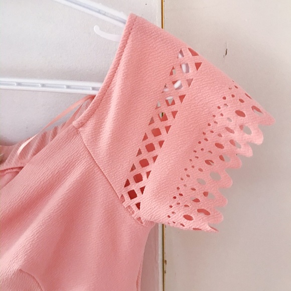 ⭐️ ASOS Pink Eyelet Dress - Picture 3 of 3